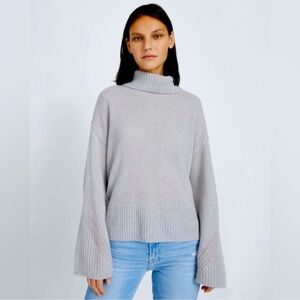 7 FOR ALL MANKIND COZY TURTLENECK SWEATER IN LIGHT HEATHER GREY